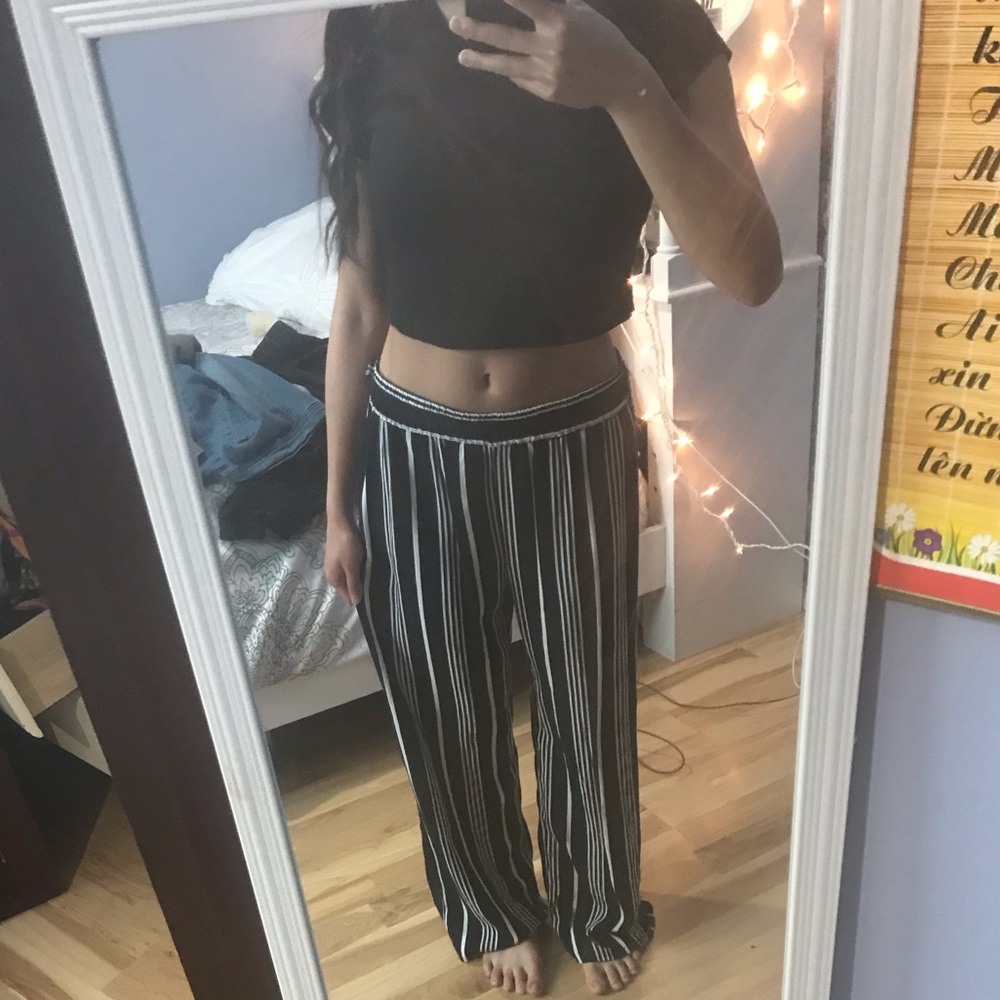 Striped stretchy pants